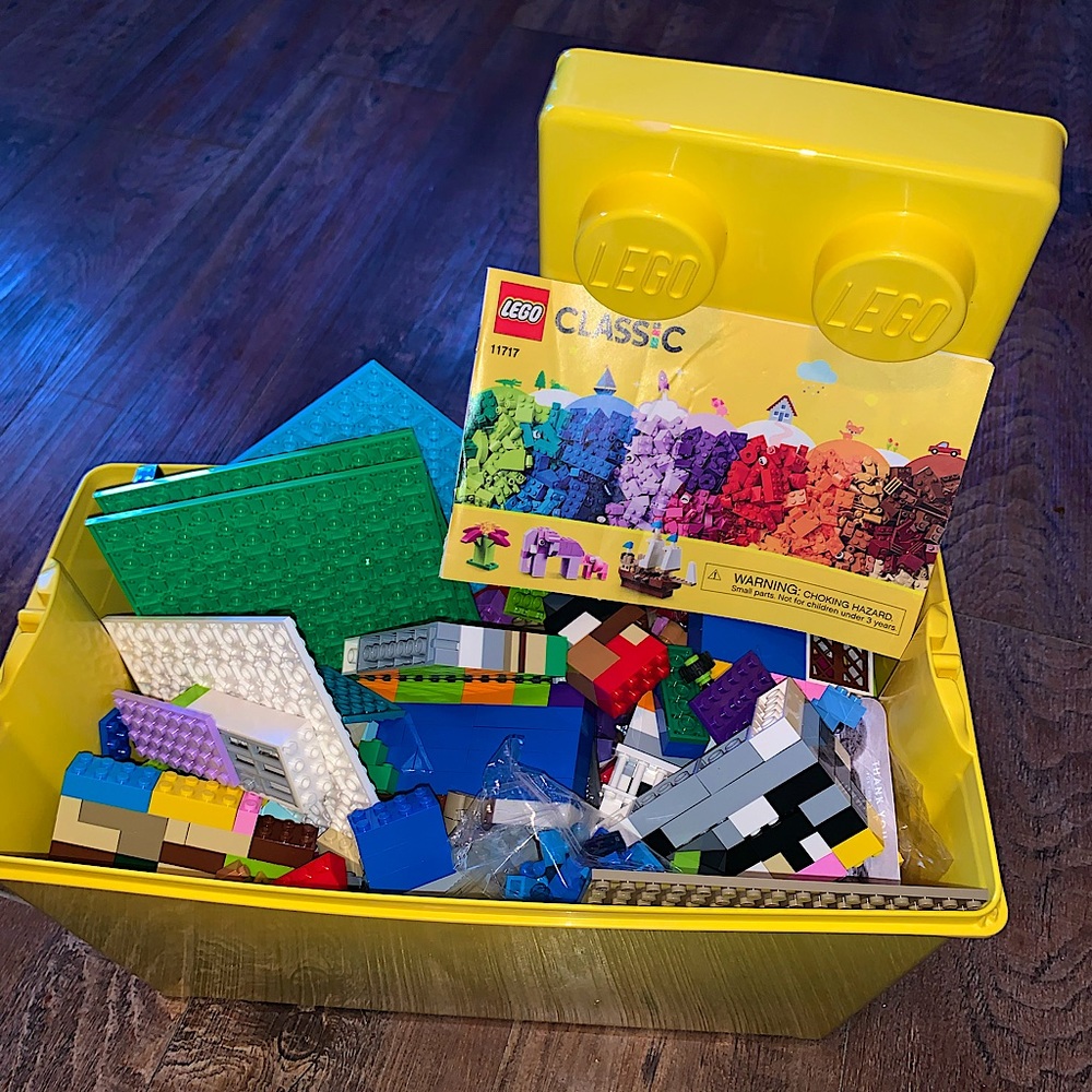 SOLD LEGO over 1500 pieces